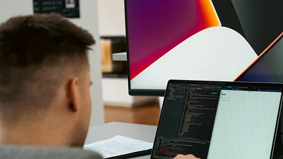 Пентагон ищет кадры в Кремниевой долине