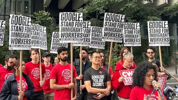 Супрацоўнікі Google пратэстуюць супраць новага збору для віз H-1B