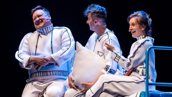 «Радзіва Прудок»: культовая история Андруся Горвата снова на сцене в Варшаве