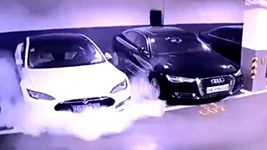 Tesla расследует, как появилось видео взрыва Model S в Шанхае 