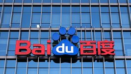 Baidu подала в суд на Apple из-за поддельных приложений с чат-ботом компании 