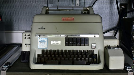 «Пока принтер не заработает, из страны не уедете». Программист оказался заложником в Африке из-за древней техники
