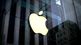 Apple сократила заказы на iPhone, AirPods, Apple Watch и MacBook из-за падения спроса