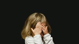 Продуктивность или уважение коллег? Появилось исследование о восприятии юзеров ИИ Продуктивность или уважение коллег? Появилось исследование о восприятии юзеров ИИ