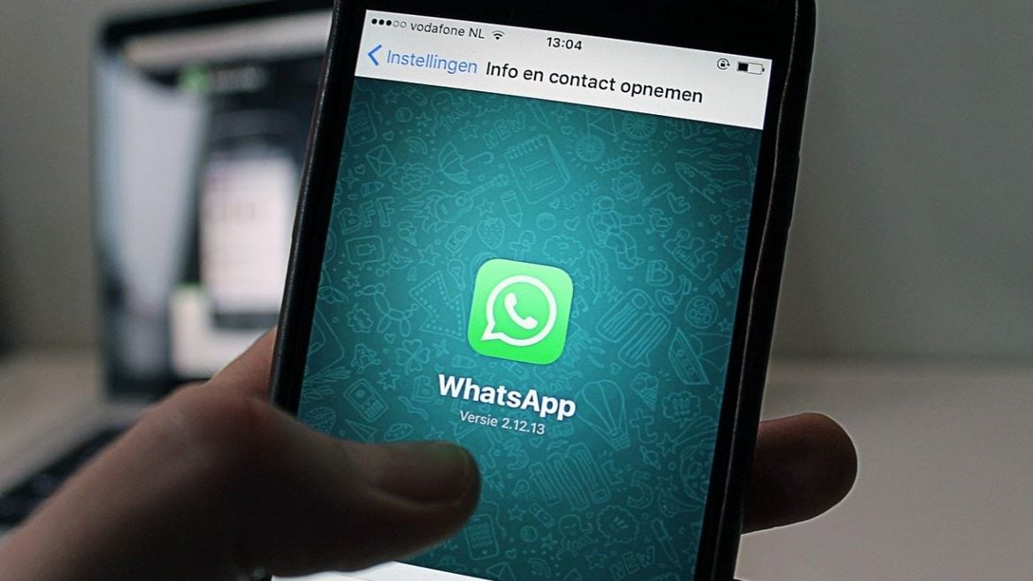 WhatsApp разрешит админам групп удалять любые сообщения