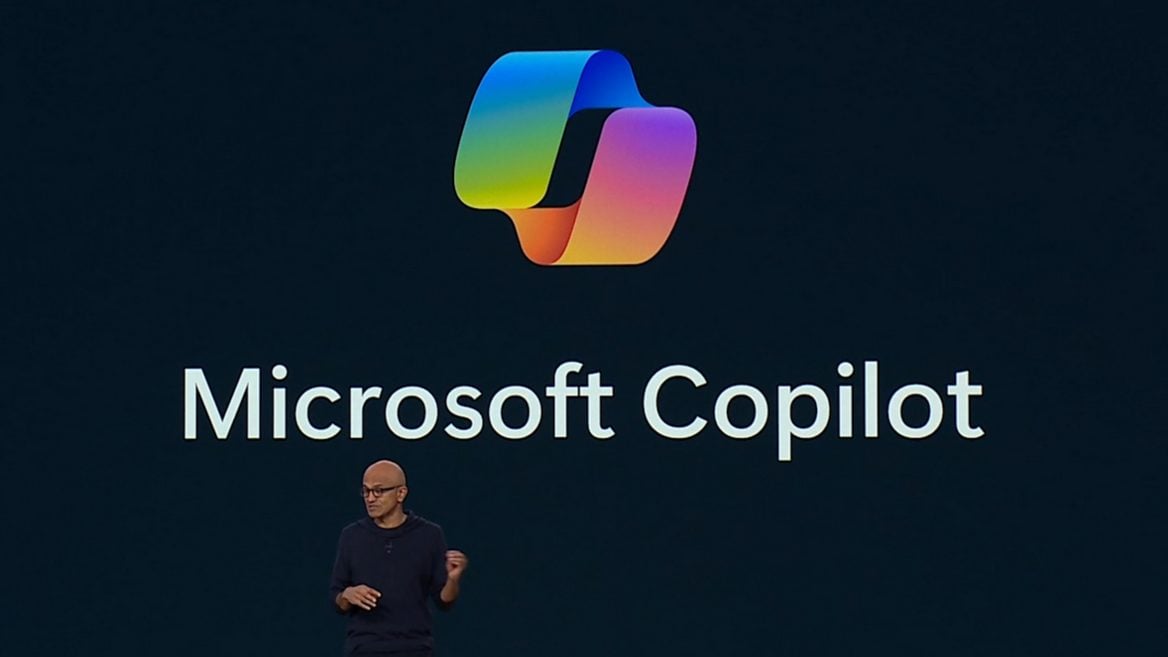 Работникам клиентов Microsoft Copilot стали доступны емейлы гендиректоров и документы эйчаров
