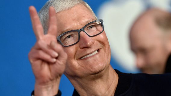 Apple напомнила сотрудникам, что они имеют право обсуждать зарплату. После подачи 8 исков против компании