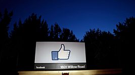 Facebook подала в суд на китайских продавцов фейковых аккаунтов, лайков и подписчиков 