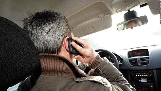 AI-камеры распознают водителей, которые говорят по телефону 