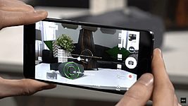 Asus продаёт первый смартфон для виртуальной и дополненной реальности 