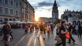 Кому проще всех живется после переезда в Польшу?