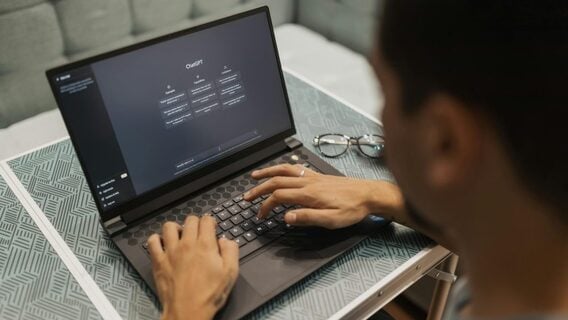 CEO GitLab: программисты не вымрут из-за ИИ — их станет даже больше