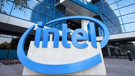 Intel выгонит непривитых сотрудников в неоплачиваемый отпуск
