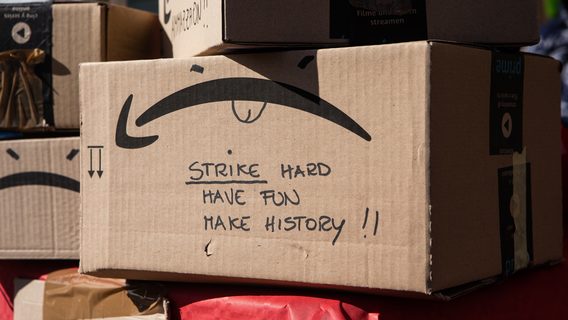 Рабочие Amazon устроили забастовку в Италии