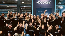 «За три года — третья волна сокращений». Как работается в польском Booksy (там тоже AI всё испортил)