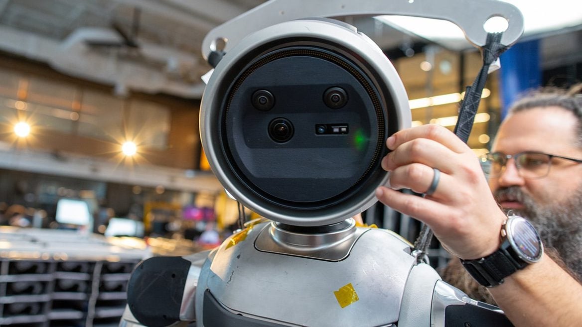 Boston Dynamics показала как робот Atlas видит мир вокруг