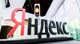 «Медуза»: «Яндекс» ищет покупателей на поисковик, почту и «Кинопоиск»