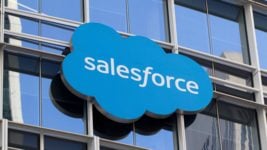 Salesforce стала нанимать меньше кодеров из-за ИИ Salesforce стала нанимать меньше кодеров из-за ИИ
