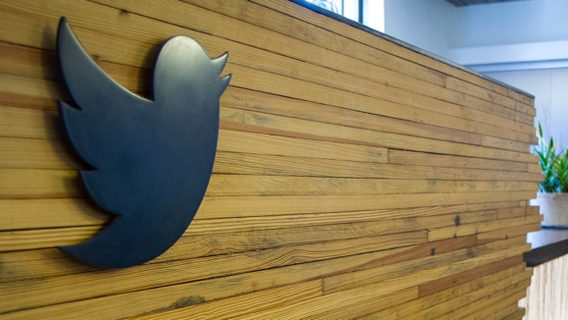 Чистый убыток Twitter сократился за год в пять раз