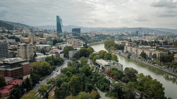 «За месяц подорожала на $20К». Почему айтишники покупают квартиры в Грузии