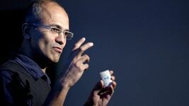 У Microsoft цяпер два CEO: першы зарабляе грошы, другі развівае ШІ У Microsoft цяпер два CEO: першы зарабляе грошы, другі развівае ШІ