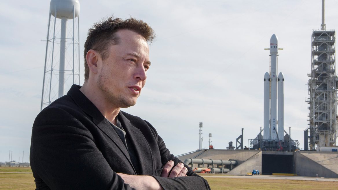 SpaceX уволила 9 сотрудников которые открыто раскритиковали Маска за Twitter
