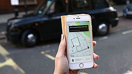 Uber снова лишился лицензии в Лондоне; акции упали на 6% 