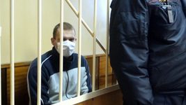 Программиста из Витебска осудили на 2,5 года. Он защищал участницу митинга от милиции 