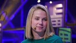 Марисса Майер покидает Yahoo с «золотым парашютом» в $23 млн 