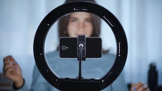 Визы таланта в США всё чаще получают онлифанщицы