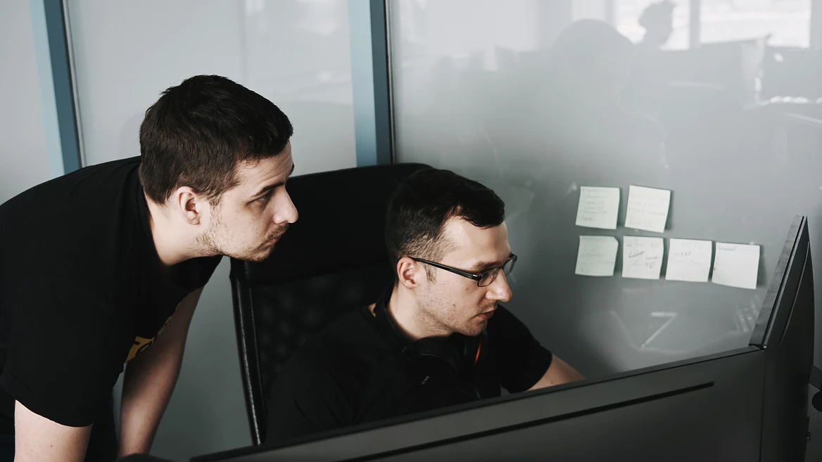 Компании начинают считать «токены» сотрудников&nbsp;— оказалось ИИ&nbsp;тоже стоит денег