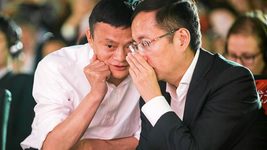 У Alibaba сменится гендиректор и глава совета директоров