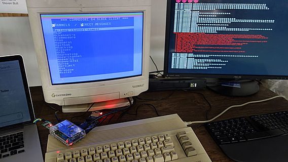 Разработчик запустил Slack на Commodore 64 