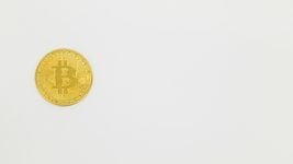 Резидент ПВТ официально открыл криптобиржу для клиентов