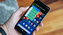 Google начала выпускать обновления Android через Play Store 