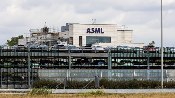 Власти Нидерландов пытаются не дать ASML уйти из страны