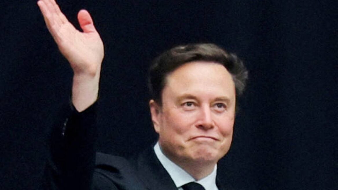 Акционеры Tesla всё-таки согласились заплатить Маску $1 трлн