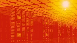 Почти 80% дата-центров в мире находятся под угрозой наводнений и пожаров