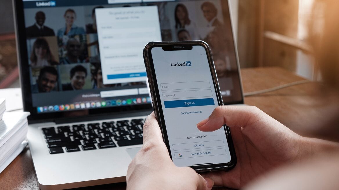 ИИ-вакансий в LinkedIn стало больше в шесть раз за год