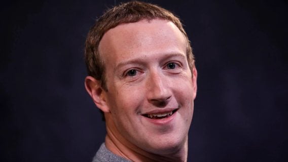 Цукерберг: сотрудники Facebook влияли на выдачу рекомендаций в ленте соцсети