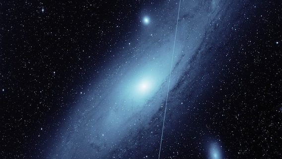 Интернет-спутники SpaceX стали портить астрономам в 35 раз больше сумеречных снимков