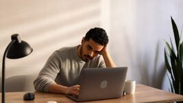 Половина айтишников жалуются, что ИИ-обучение превратилось во вторую работу Половина айтишников жалуются, что ИИ-обучение превратилось во вторую работу
