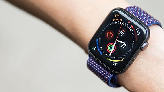 Владельцам Apple Watch отключили функцию рации из-за опасности прослушивания 