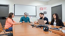«Сотрудник видит своё рабочее окружение и будущих коллег». Как минский Promwad нанимает разработчиков при помощи VR-шлема 