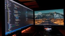 CEO Google говорит, что с вайб-кодингом разрабатывать софт снова стало в кайф