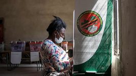 WhatsApp, Twitter, Facebook заблокированы в ходе президентских выборов в Замбии