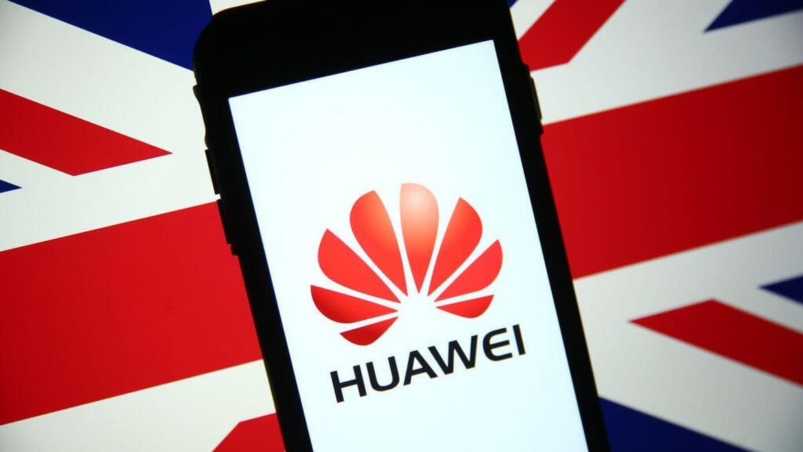Великобритания запретила установку 5G-оборудования Huawei