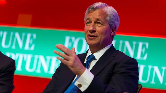 Всё равно что дать простым смертным «баллистические ракеты»: глава JPMorgan Chase предупредил об опасности мощнейшей ИИ-модели Anthropic