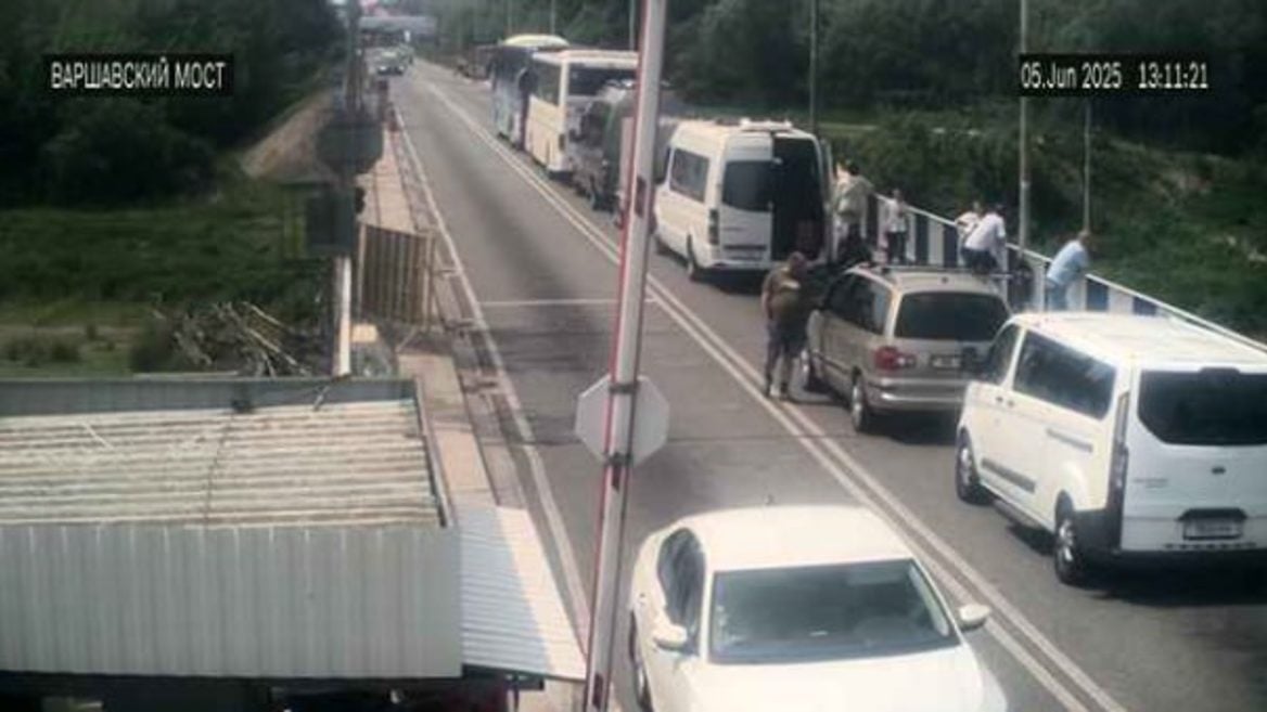 ГПК говорит что Польша не пускает автобусы из Беларуси. В Польше отрицают
