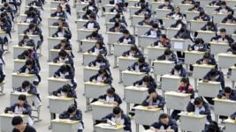 Китайские разработчики внезапно ограничили свои чат-боты в стране Китайские разработчики внезапно ограничили свои чат-боты в стране